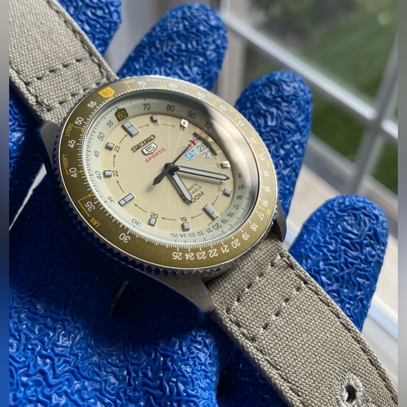Seiko 5 Sports - SRP615 - 44mm - Picture 3 of 6